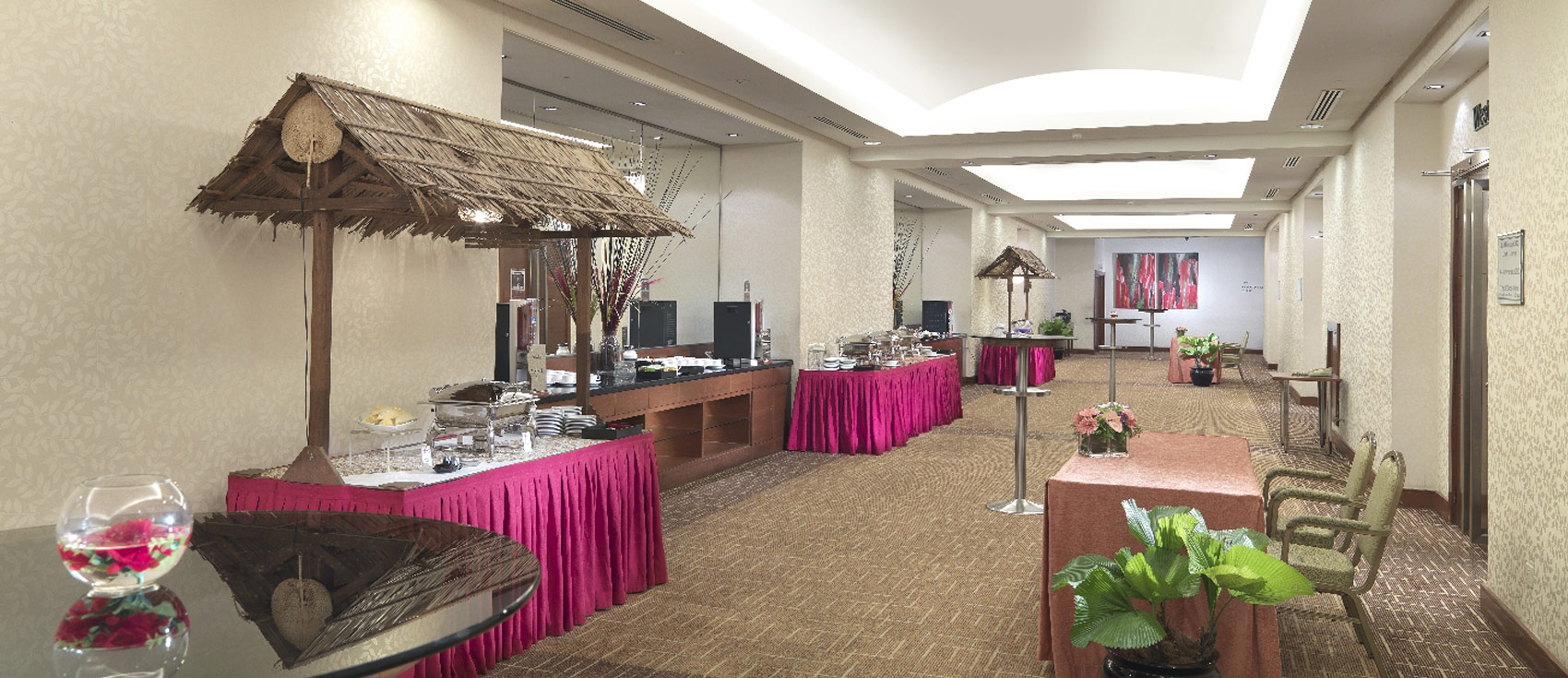 تور مالزي هتل بولوارد اس تی جیلس پریمیر- آژانس مسافرتي و هواپيمايي آفتاب ساحل آبي